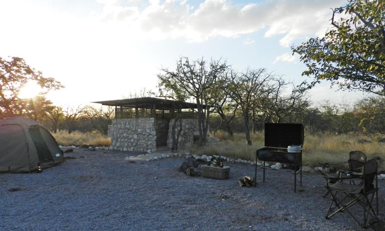 Etosha Village Campsite Окаукуехо Екстериор снимка