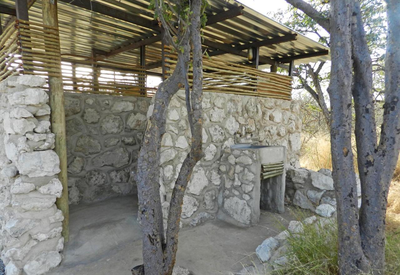 Etosha Village Campsite Окаукуехо Екстериор снимка