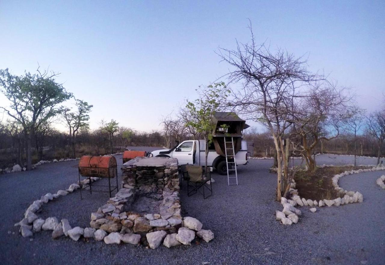 Etosha Village Campsite Окаукуехо Екстериор снимка
