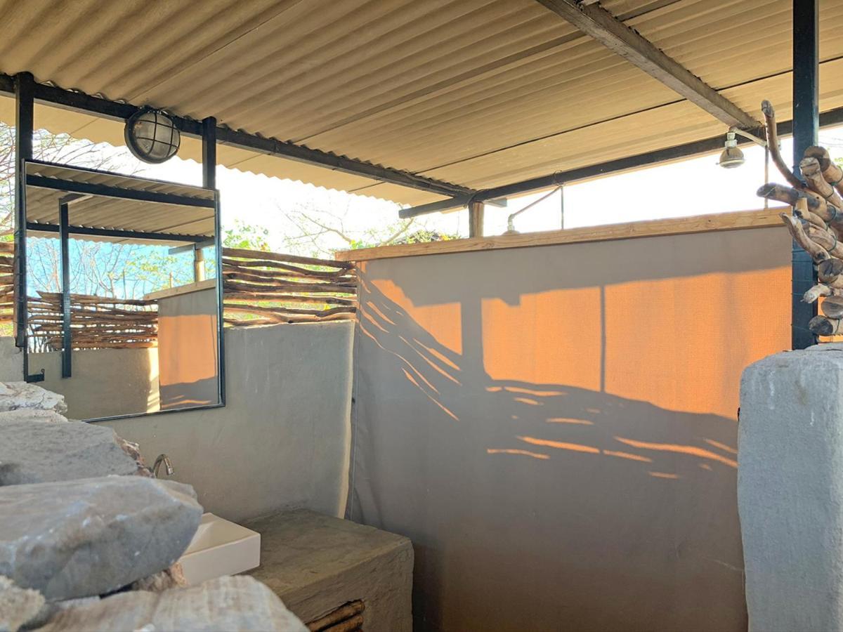 Etosha Village Campsite Окаукуехо Екстериор снимка