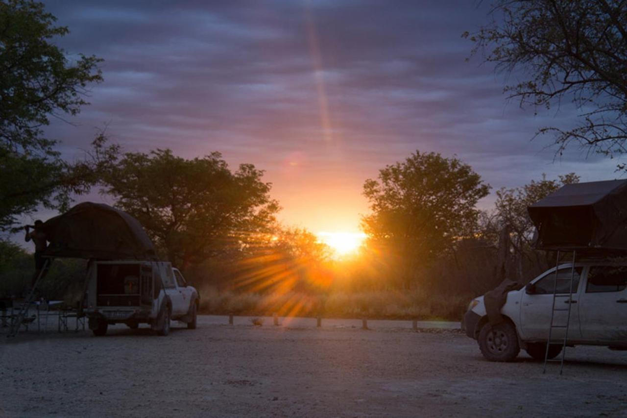 Etosha Village Campsite Окаукуехо Екстериор снимка