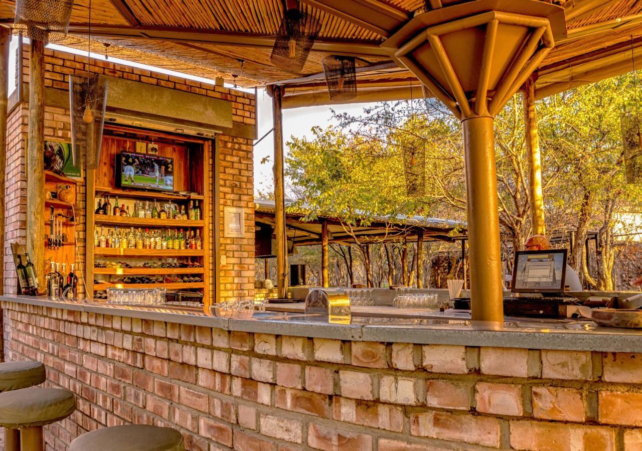 Etosha Village Campsite Окаукуехо Екстериор снимка